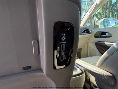 2017 Chrysler Pacifica Touring-L Plus - Photo 35 - Garden City, ID 83714