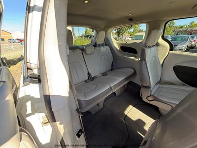 2017 Chrysler Pacifica Touring-L Plus - Photo 17 - Garden City, ID 83714