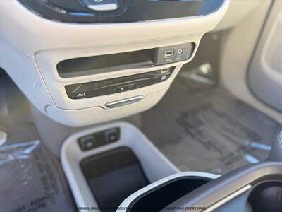 2017 Chrysler Pacifica Touring-L Plus - Photo 31 - Garden City, ID 83714