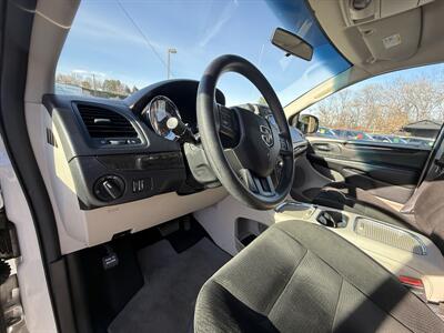 2016 Dodge Grand Caravan SXT   - Photo 12 - Garden City, ID 83714