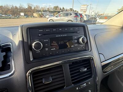 2016 Dodge Grand Caravan SXT   - Photo 28 - Garden City, ID 83714