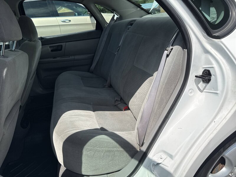 2006 Ford Taurus SE 4dr Sedan - Photo 13 - Garden City, ID 83714