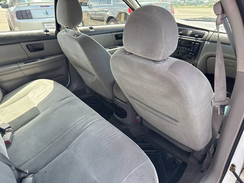 2006 Ford Taurus SE 4dr Sedan - Photo 16 - Garden City, ID 83714