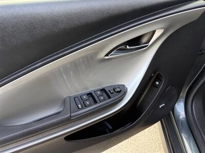 2013 Chevrolet Volt Premium 4dr Hatchback   - Photo 10 - Garden City, ID 83714