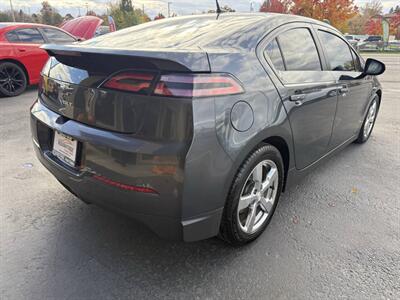 2013 Chevrolet Volt Premium 4dr Hatchback   - Photo 7 - Garden City, ID 83714