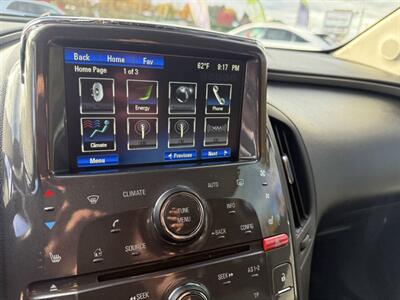 2013 Chevrolet Volt Premium 4dr Hatchback   - Photo 24 - Garden City, ID 83714