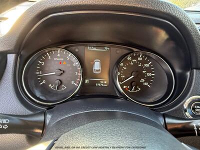 2017 Nissan Rogue SV - Photo 12 - Garden City, ID 83714