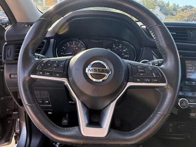 2017 Nissan Rogue SV - Photo 23 - Garden City, ID 83714