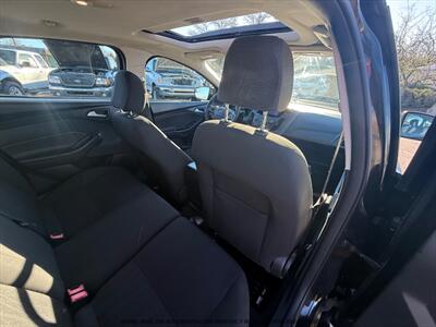 2015 Ford Focus SE   - Photo 21 - Garden City, ID 83714