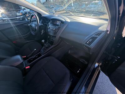 2015 Ford Focus SE   - Photo 23 - Garden City, ID 83714