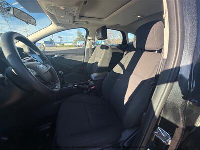 2015 Ford Focus SE   - Photo 13 - Garden City, ID 83714