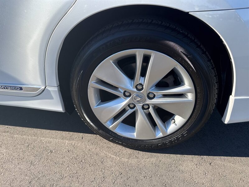 2010 Lexus HS 250h Base 4dr Sedan - Photo 22 - Garden City, ID 83714