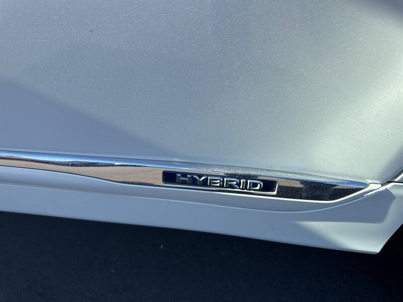 2010 Lexus HS 250h Base 4dr Sedan - Photo 33 - Garden City, ID 83714