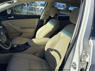 2014 Kia Cadenza Premium - Photo 11 - Garden City, ID 83714