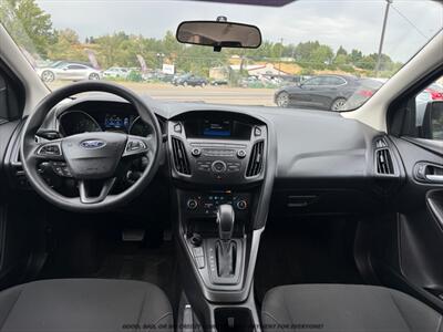 2018 Ford Focus SE   - Photo 9 - Garden City, ID 83714