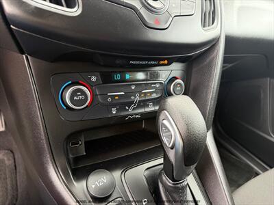 2018 Ford Focus SE   - Photo 28 - Garden City, ID 83714