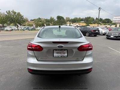 2018 Ford Focus SE   - Photo 6 - Garden City, ID 83714