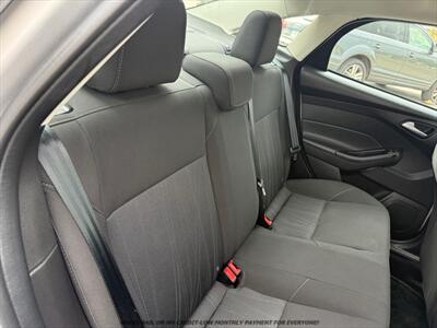 2018 Ford Focus SE   - Photo 17 - Garden City, ID 83714