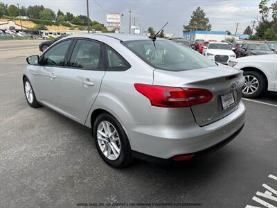 2018 Ford Focus SE   - Photo 5 - Garden City, ID 83714