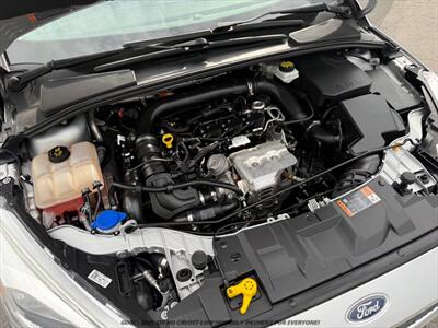 2018 Ford Focus SE   - Photo 21 - Garden City, ID 83714