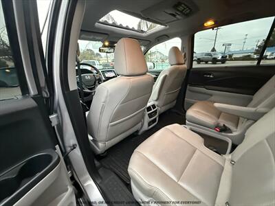 2016 Honda Pilot Elite   - Photo 19 - Garden City, ID 83714