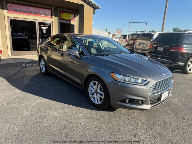 2014 Ford Fusion SE   - Photo 1 - Garden City, ID 83714
