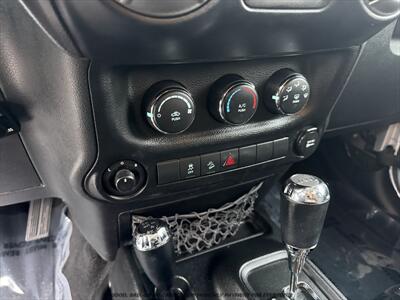 2012 Jeep Wrangler Unlimited Sport   - Photo 27 - Garden City, ID 83714