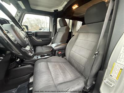 2012 Jeep Wrangler Unlimited Sport   - Photo 13 - Garden City, ID 83714