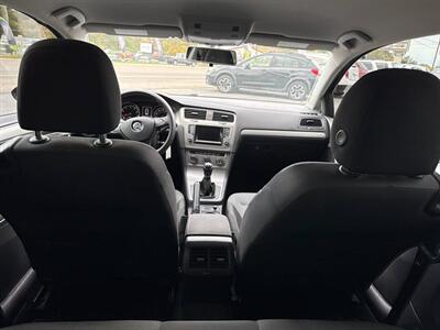 2015 Volkswagen Golf TSI Launch Edition 2dr Hatchback 5M PZEV - Photo 9 - Garden City, ID 83714