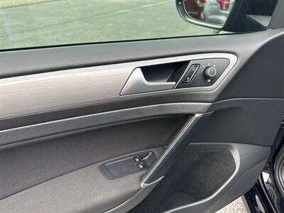 2015 Volkswagen Golf TSI Launch Edition 2dr Hatchback 5M PZEV - Photo 10 - Garden City, ID 83714