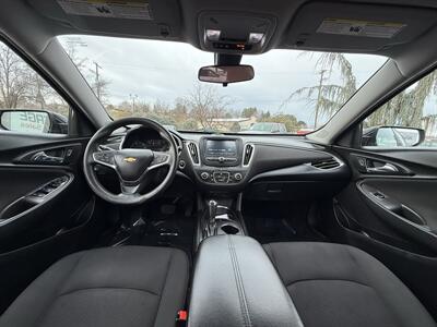 2018 Chevrolet Malibu LT - Photo 9 - Garden City, ID 83714