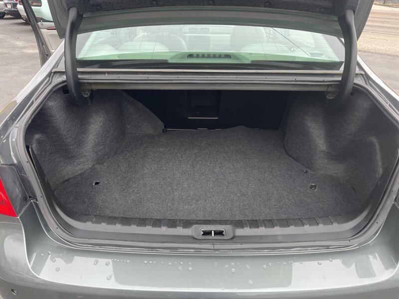 2007 Buick Lucerne CXL V6 4dr Sedan - Photo 16 - Garden City, ID 83714