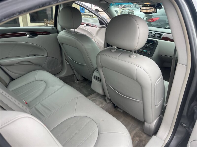 2007 Buick Lucerne CXL V6 4dr Sedan - Photo 19 - Garden City, ID 83714