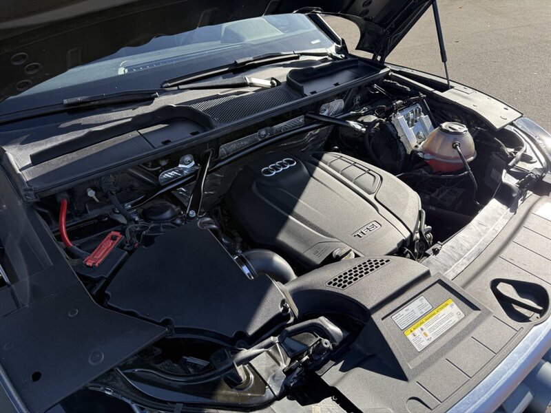 2018 Audi Q5 2.0T quattro Premium Plus AWD 4dr SUV - Photo 20 - Garden City, ID 83714