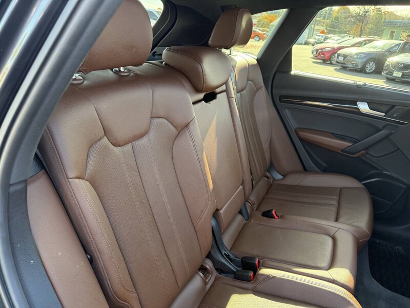 2018 Audi Q5 2.0T quattro Premium Plus AWD 4dr SUV - Photo 16 - Garden City, ID 83714