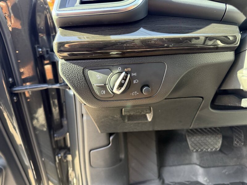 2018 Audi Q5 2.0T quattro Premium Plus AWD 4dr SUV - Photo 22 - Garden City, ID 83714