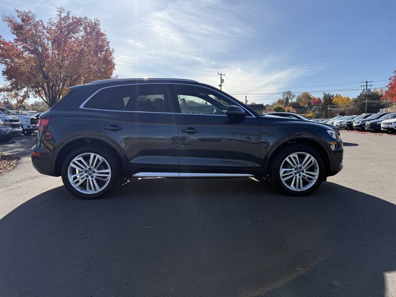 2018 Audi Q5 2.0T quattro Premium Plus AWD 4dr SUV - Photo 6 - Garden City, ID 83714