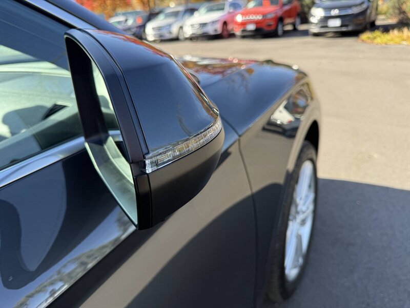 2018 Audi Q5 2.0T quattro Premium Plus AWD 4dr SUV - Photo 36 - Garden City, ID 83714