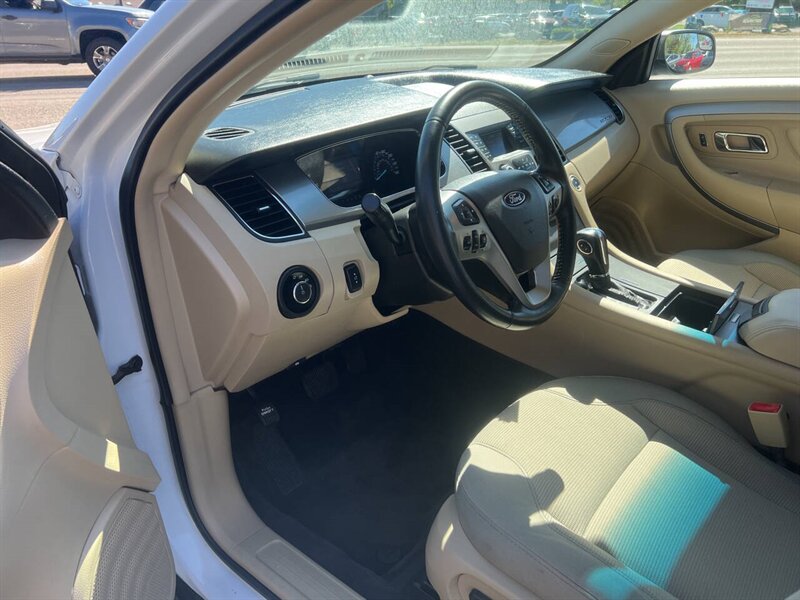 2017 Ford Taurus SEL AWD 4dr Sedan - Photo 8 - Garden City, ID 83714