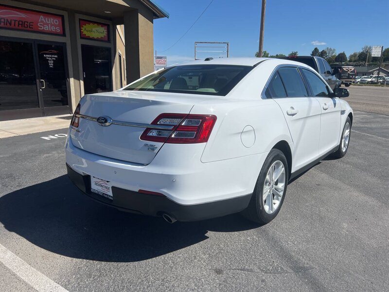 2017 Ford Taurus SEL AWD 4dr Sedan - Photo 6 - Garden City, ID 83714