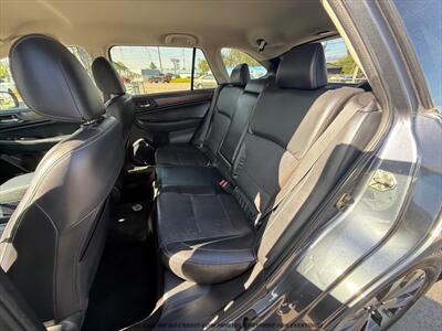 2016 Subaru Outback 2.5i Limited   - Photo 15 - Garden City, ID 83714