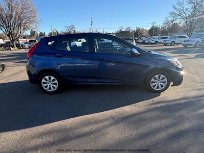 2017 Hyundai ACCENT SE   - Photo 8 - Garden City, ID 83714