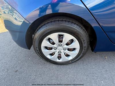 2017 Hyundai ACCENT SE   - Photo 15 - Garden City, ID 83714