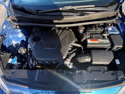 2017 Hyundai ACCENT SE   - Photo 16 - Garden City, ID 83714