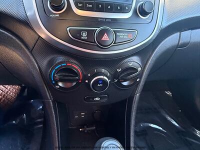 2017 Hyundai ACCENT SE   - Photo 22 - Garden City, ID 83714