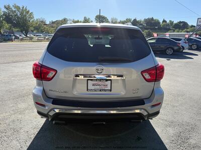 2017 Nissan Pathfinder SV   - Photo 6 - Garden City, ID 83714