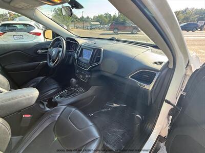 2019 Jeep Cherokee Latitude Plus 4x4 4dr SUV - Photo 20 - Garden City, ID 83714