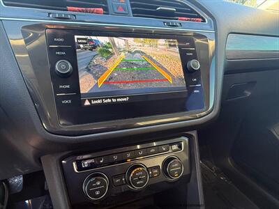 2018 Volkswagen Tiguan 2.0T SE 4Motion - Photo 12 - Garden City, ID 83714