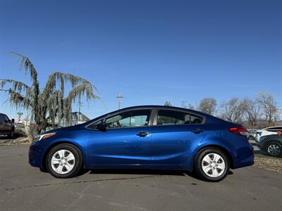 2018 Kia Forte LX - Photo 4 - Garden City, ID 83714
