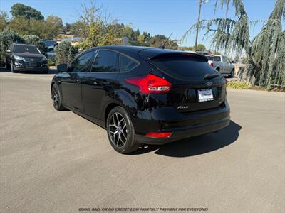 2017 Ford Focus SEL - Photo 5 - Garden City, ID 83714
